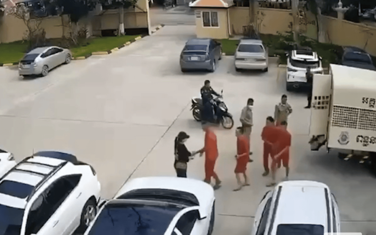 皇冠信用盘代理申请
_柬埔寨持枪劫囚案仍有一人在逃皇冠信用盘代理申请
，“大嫂”等被控杀人罪等多项重罪